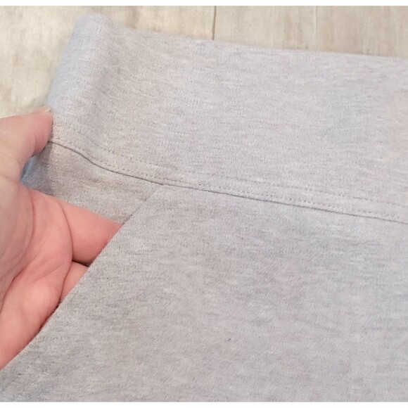 Duluth Trading Co Womens M (28X27) Pants Light Gray Straight Leg Pull On Pockets - Picture 4 of 6